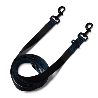 Multi length lead in Black and Peacock with 2 black metal clips at either end and with WAGD rubber logo. 