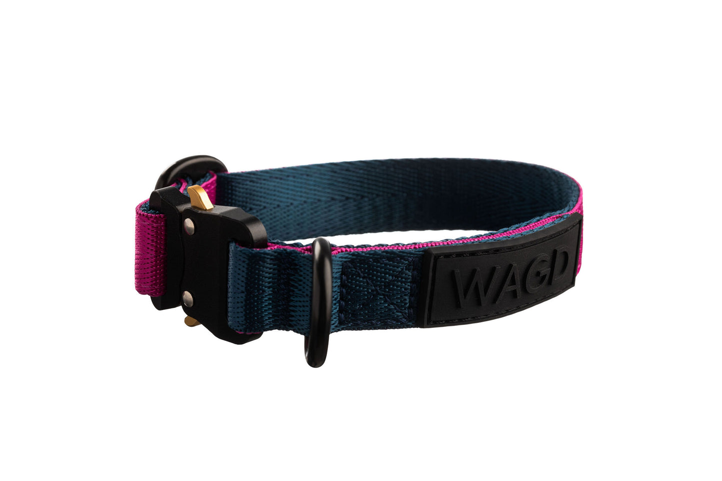 Dog collar in peacock and pink with black clip and d-ring in black. With WAGD Black rubber logo.