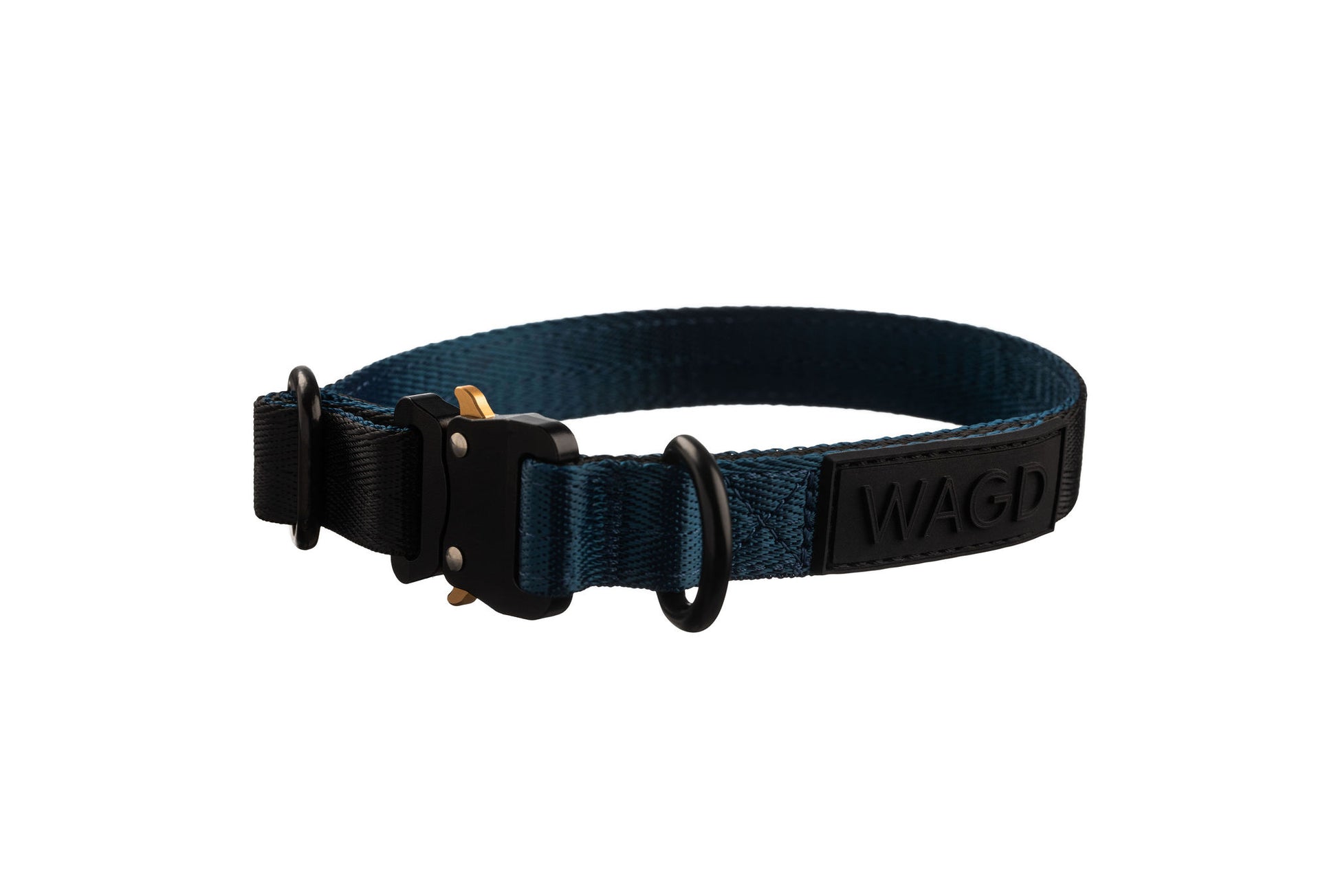 Dog collar in peacock and black with black clip and d-ring in black. With WAGD Black rubber logo.